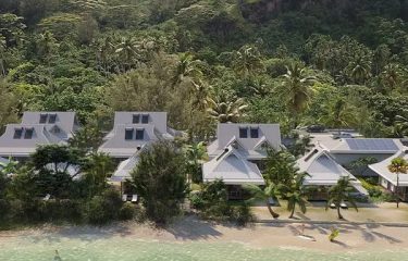Hilton Tahiti & Overwater Bungalow Hilton Moorea Lagoon Resort & Spa