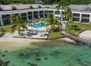 Cook’s Bay Hotel Moorea – 7 Nights