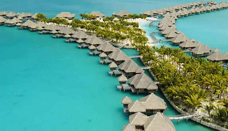 Overwater-Luxury at The St. Regis Bora Bora