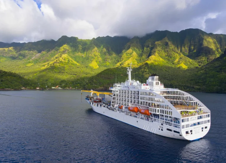 Explorer les îles en croisière ©_Lionel Gouverneur