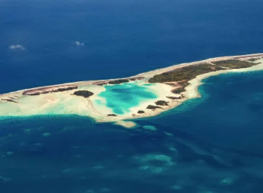 PF's largest atoll © Stéphane Mailion Photography