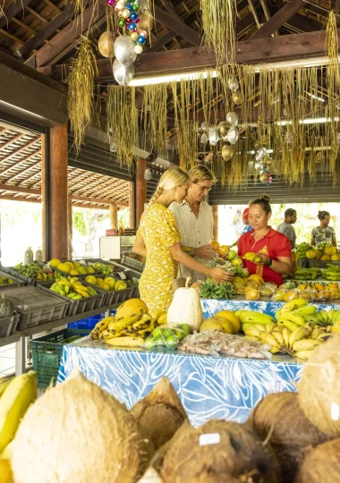 Market place in Nuku Hiva © Grégoire Le Bacon